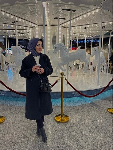 SİYAH KAŞE KABAN TRENDYOLMİLLA