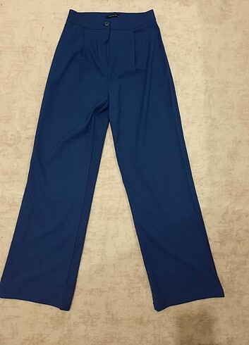 Trendyolmilla lacivert pantolon