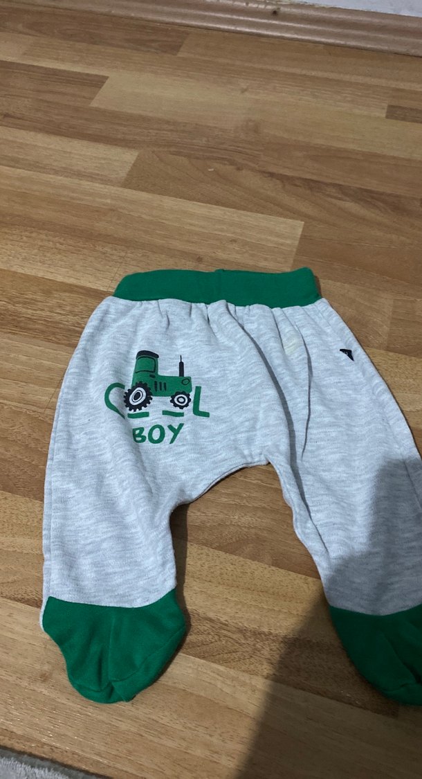 Gri Erkek Çocuk Traktör Baskılı Rahat Pantolon - Görsel 2