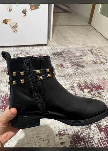 Catwalk Junkie Parlak Siyah Deri Kadın Botu