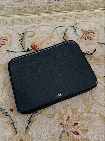 Beden Mango laptop çantası