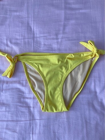 Suwen bikini altı