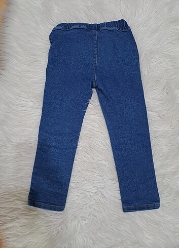 LC Waikiki Çocuk kot pantolon.