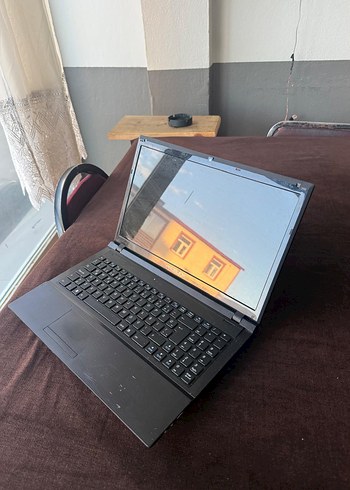 Siyah İnce Dizüstü Bilgisayar - Görsel 9