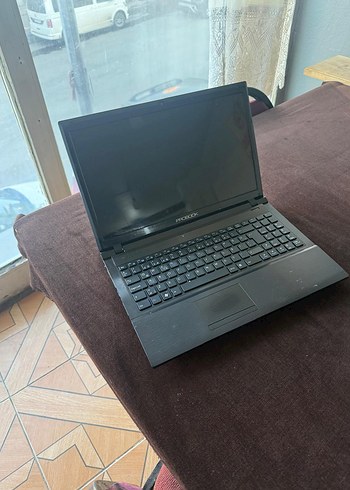 Siyah İnce Dizüstü Bilgisayar - Görsel 6