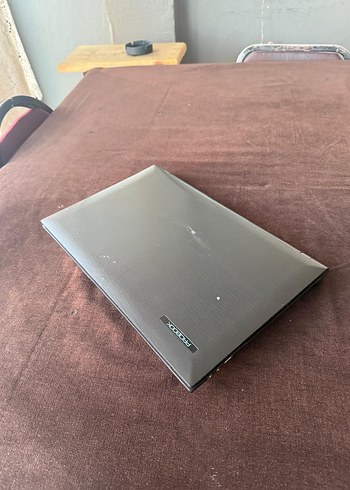 Siyah İnce Dizüstü Bilgisayar - Görsel 2