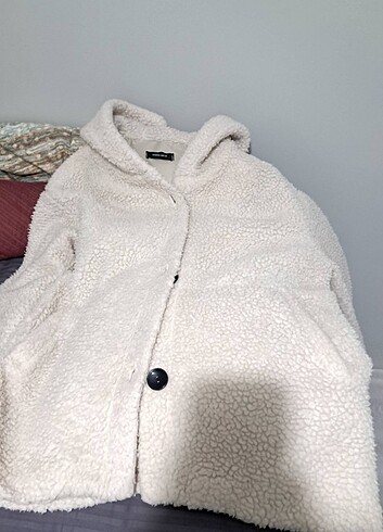 Diğer Kapşonlu peluş mont