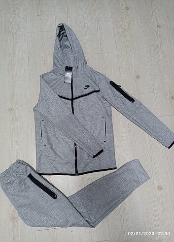 Nike Tech Fleece