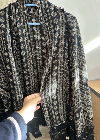 s Beden Zara Bohem Desenli Gri Midi Hırka pullu