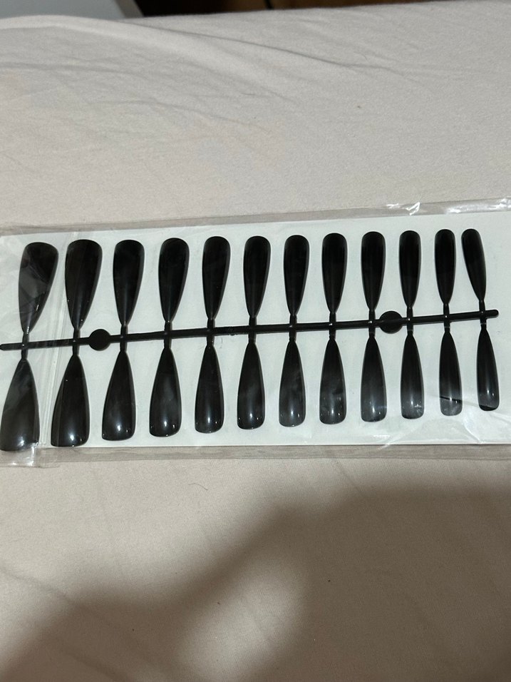 Uzun Sivri Siyah Tırnak takma tırnak 24 adet - Görsel 3