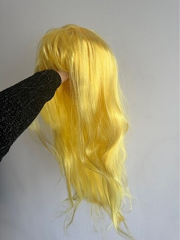 Sarı peruk