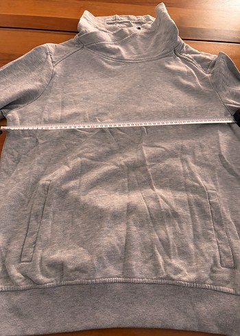 m Beden 6 adet erkek sweatshirt