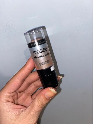  Beden Renk Maybelline face studio illuminating highlighter