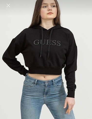 Guess sweatshirt