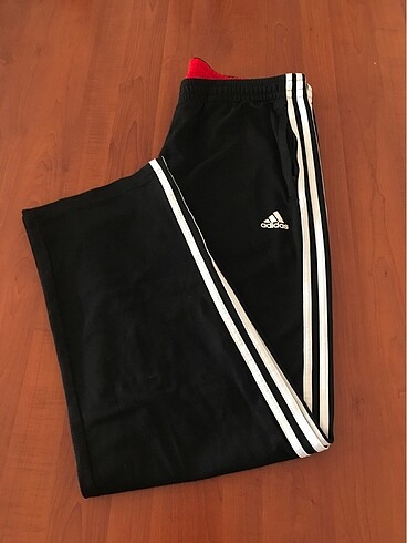 Orjinal Adidas marka erkek eşofman altı