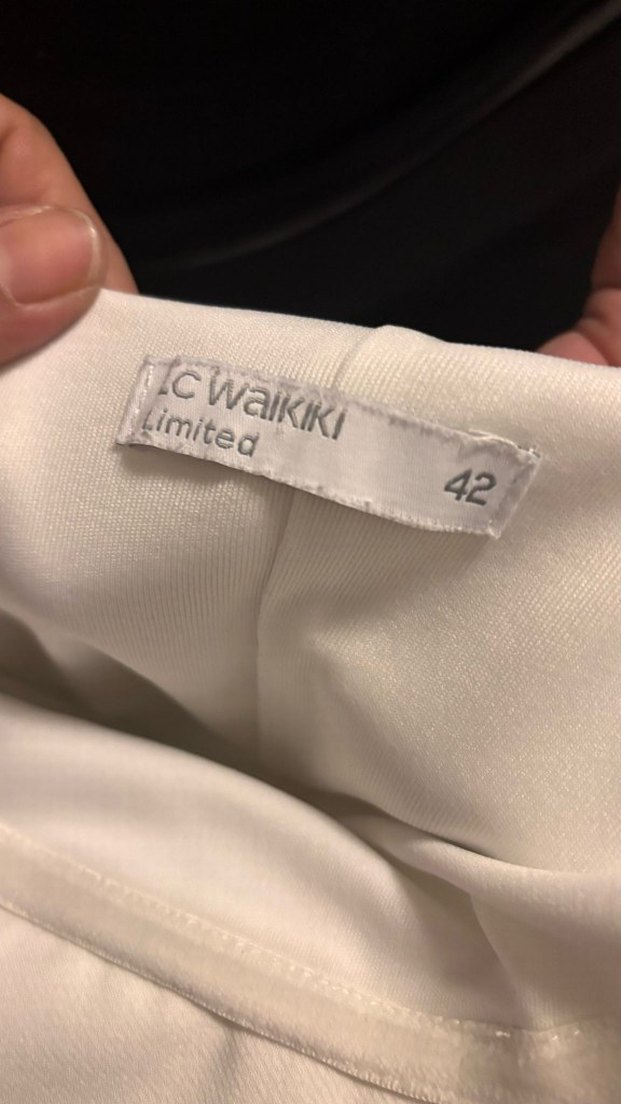 Beyaz Drapeli Straplez Midi Kalem Elbise - Görsel 3