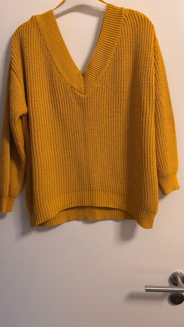 Sarı V Yaka Örgü Kadın Kazak - Görsel 2