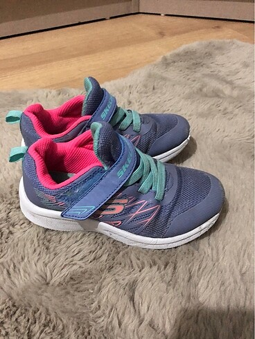 26 Beden Skechers kız çocuk ayakkabı????