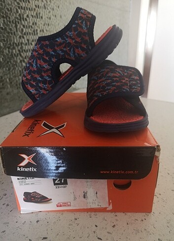 Kinetix 27 numara Erkek Çocuk Sandalet