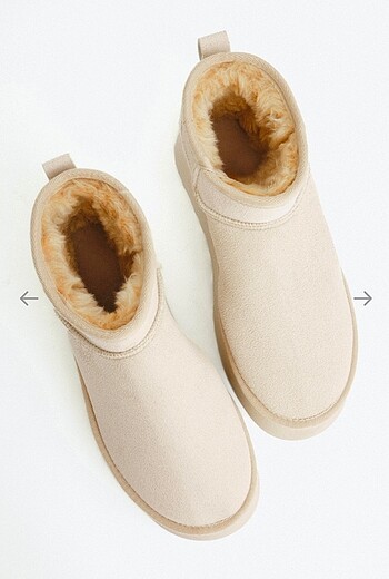 Ugg Ugg model bot