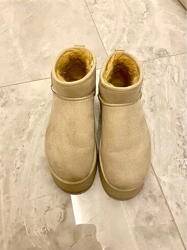 37 Beden ten rengi Renk Ugg model bot