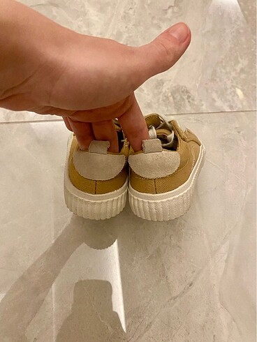 24 Beden kahverengi Renk Zara baby ayakkabı