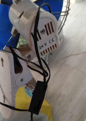 Renkli Mini Masaüstü Vantilatör araç içi - Görsel 5