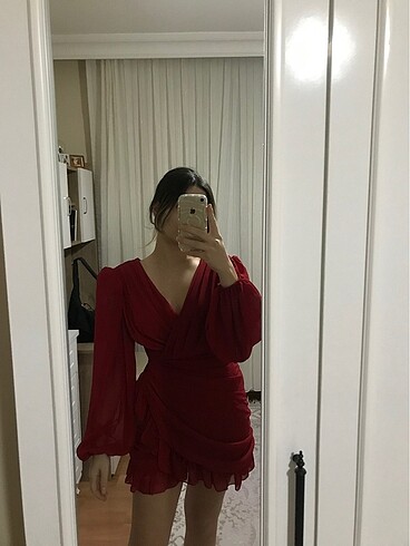 Kırmızı tül mini elbise