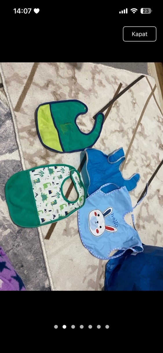 Yeşil Desenli Bebek Önlüğü - Görsel 2