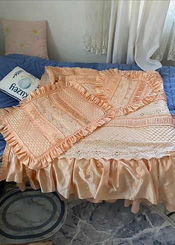 Nakışlı Bej Pastel Yatak Örtüsü - Görsel 4