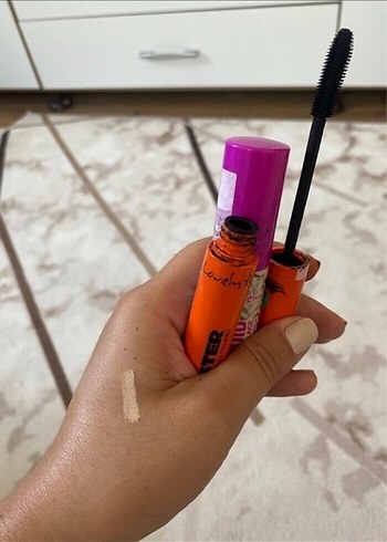 Renkli Mor Maskara - Görsel 3