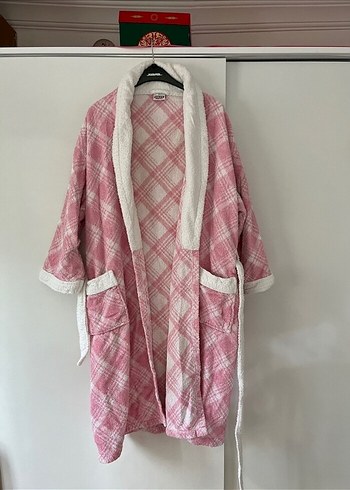 Uzun Kollu Pembe Kadın Sabahlık - Görsel 3