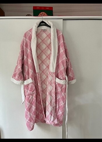 Uzun Kollu Pembe Kadın Sabahlık - Görsel 2