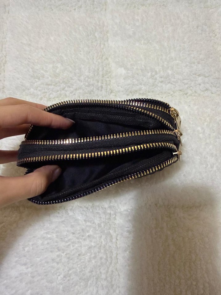 Fermuarlı Siyah Kadın Çantası - Görsel 2