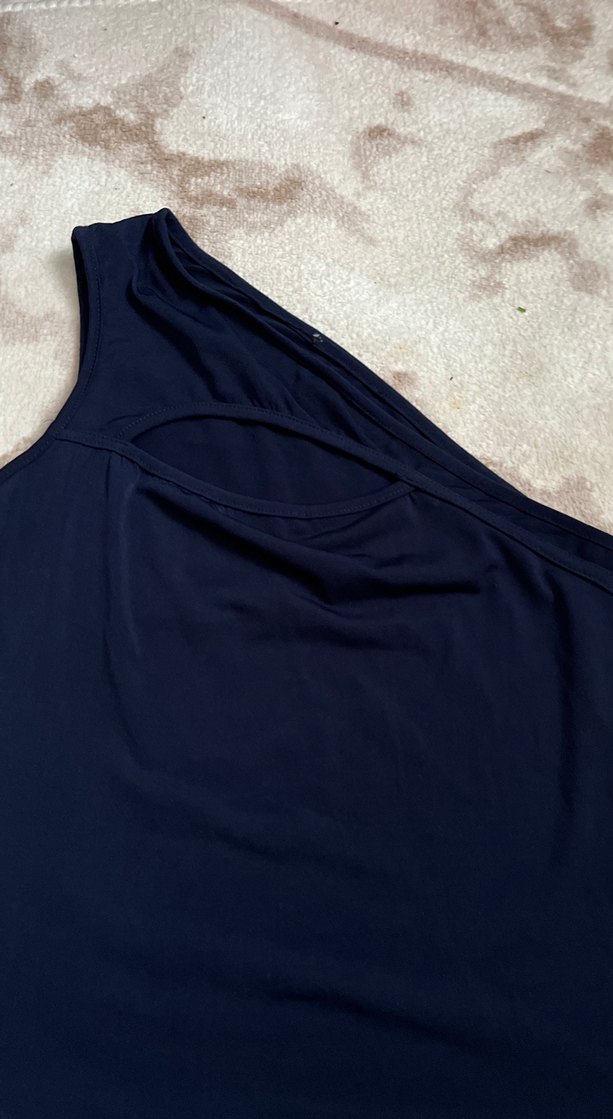 Tek Omuzlu Siyah Kadın Mayo - Görsel 4