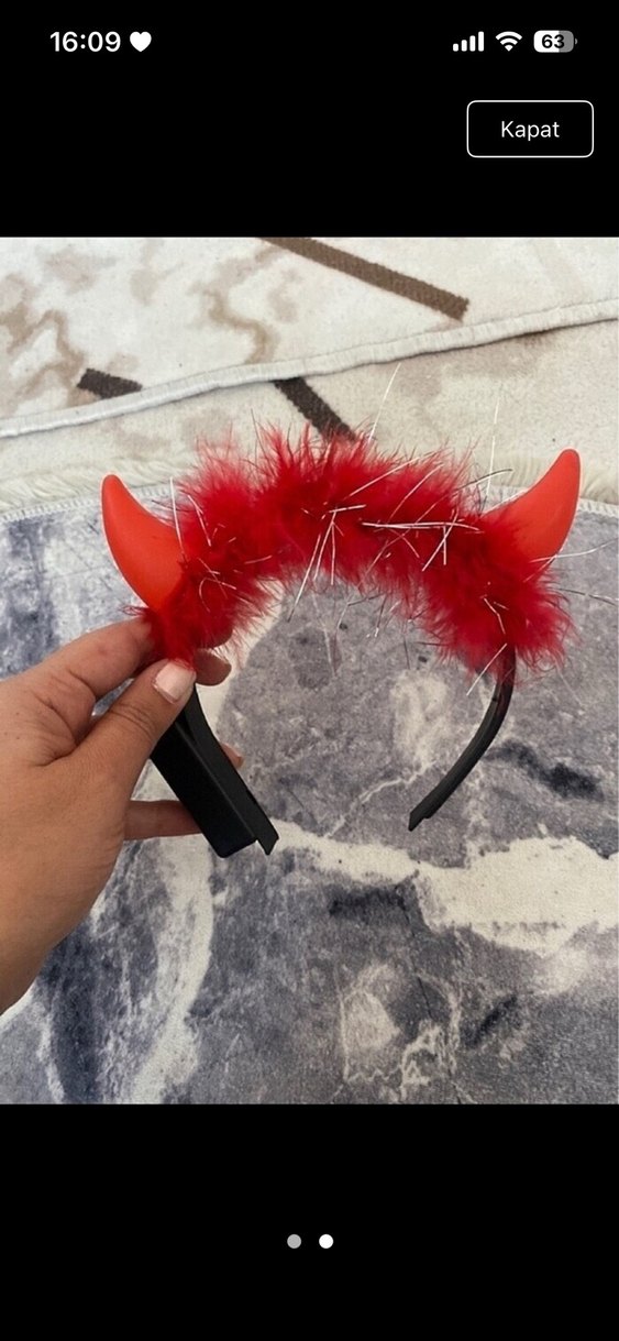 Kırmızı Kürklü Rock Punk Çocuk Taç - Görsel 2