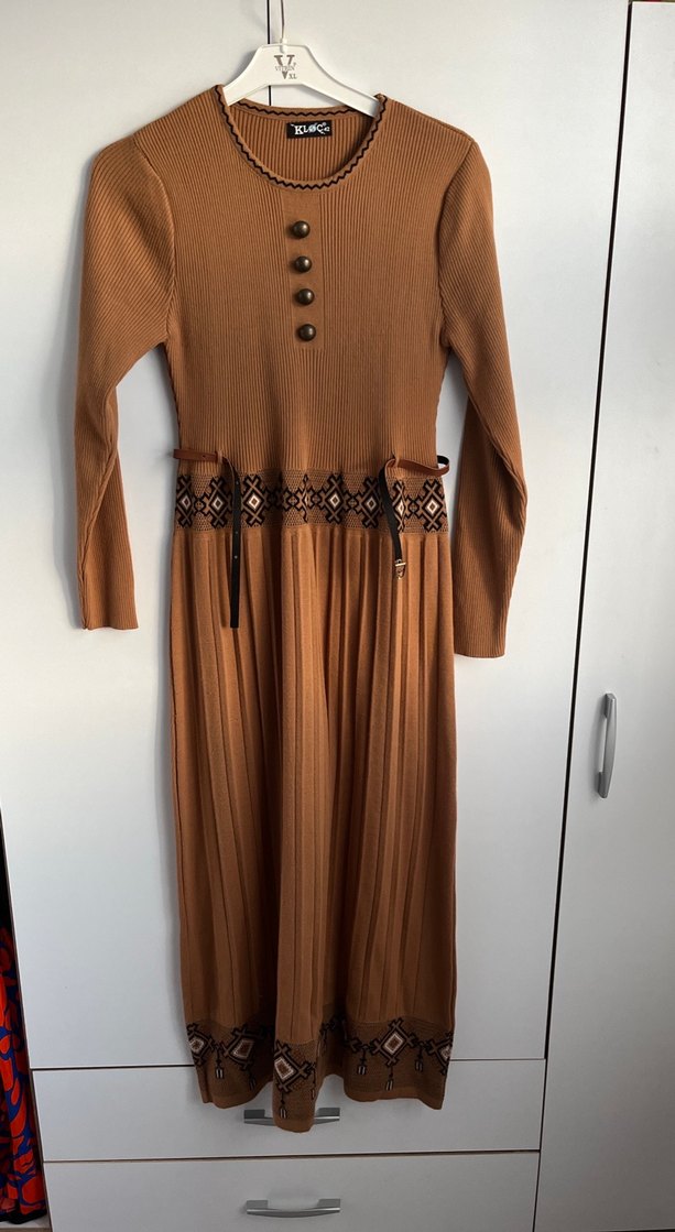 Kahverengi Nakışlı Bohem Triko Uzun Elbise - Görsel 5