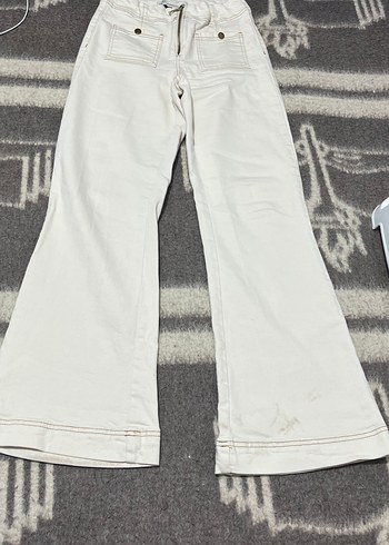 için Beyaz Geniş Paça Denim Pantolon - Görsel 2