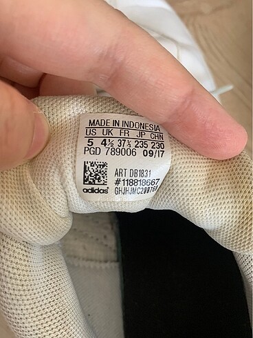 37,5 Beden Adidas Spor Ayakkabı