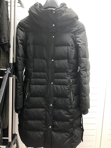 zara mont