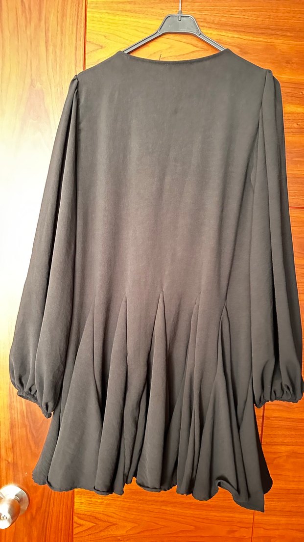 Dökümlü elbise - Görsel 4