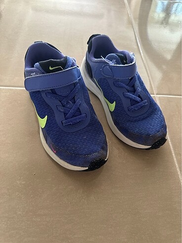 Orijinal nike 28,5 numara