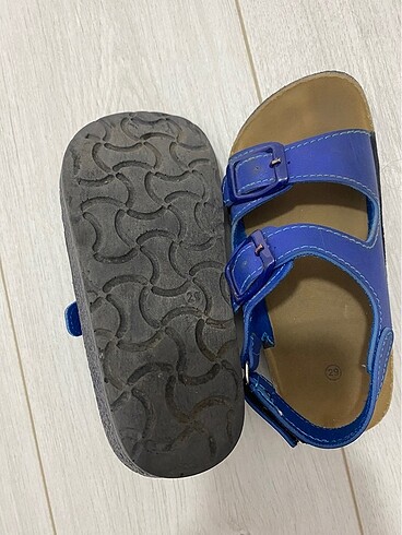 29 Beden mavi Renk Lcw erkek çocuk sandalet