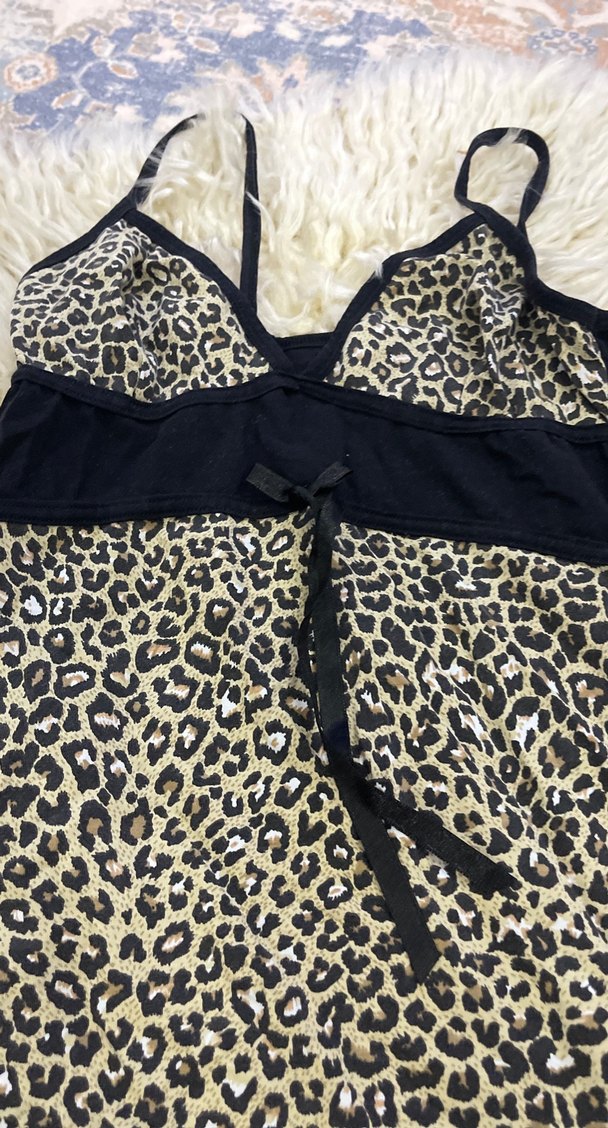 Leopar Desenli İnce Askılı Uzun Kadın Gecelik - Görsel 2