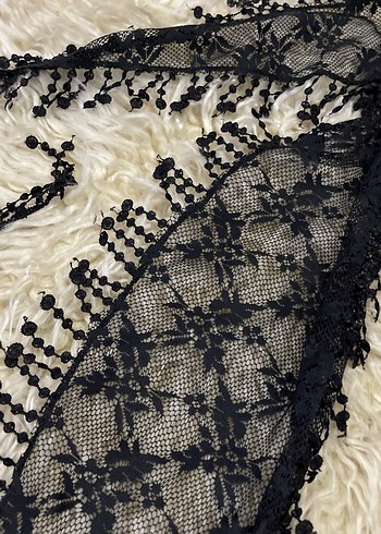 Siyah Dantel Gotik Kadın Fular - Görsel 3