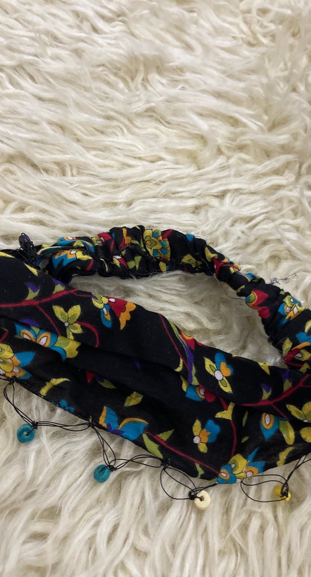 Boncuk Detaylı Çok Renkli Bohem Kadın Fuları - Görsel 3