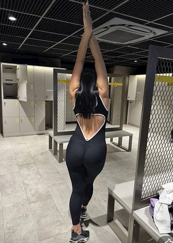 universal Beden Siyah Beyaz Spor Sırt Dekolteli Kadın Tulum