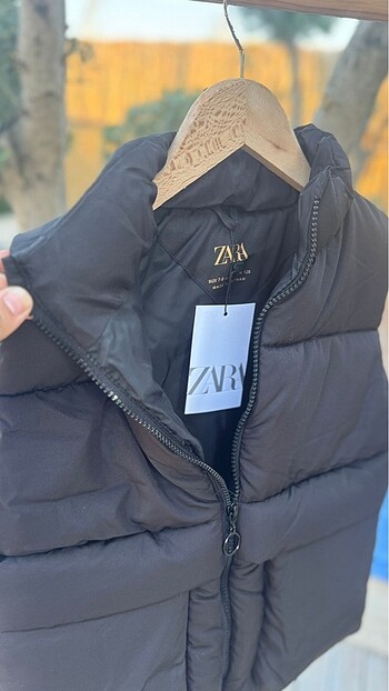 Zara Şişme Yelek