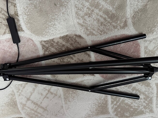 Diğer Yuvarlak ışıklı tripod