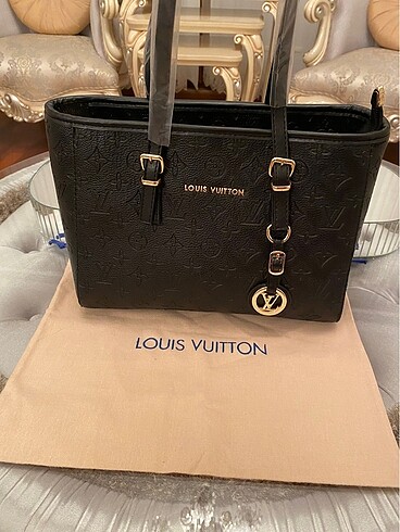 Beden siyah Renk Louis Vuitton ithal çanta